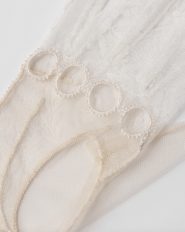 Какие перчатки выбрать на свадьбу?