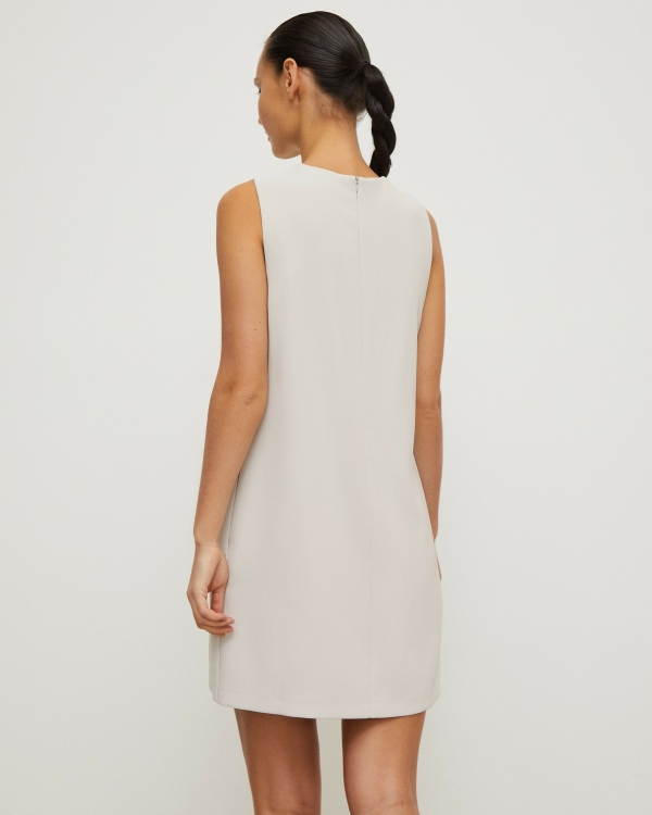 Лаконичные платья для росписи в ЗАГСе