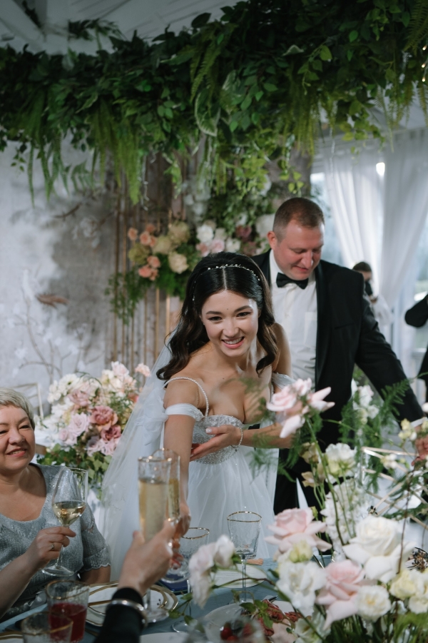 Атмосфера Франции XX века с нотками Востока