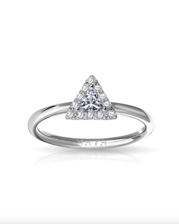 Помолвочные кольца российских ювелирных брендов с нестандартным