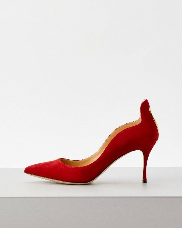 Пригласили на свадьбу? Вот 36 стильных туфель