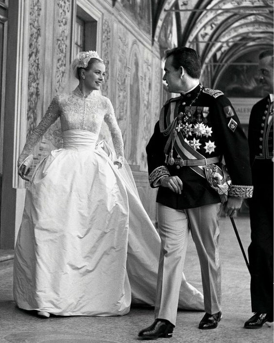 В чем выходили замуж звезды старого Голливуда