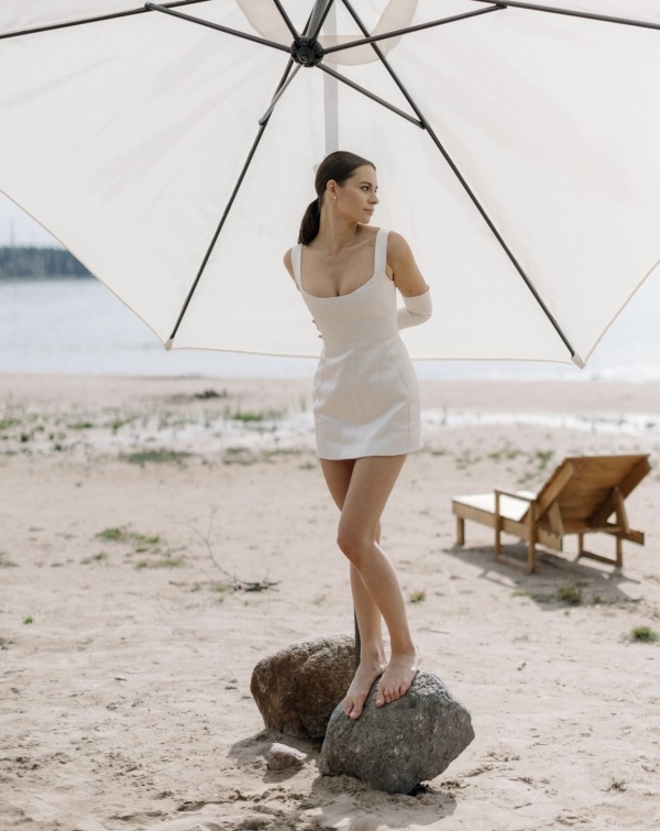 Какие свадебные платья выбрать девушкам с большой