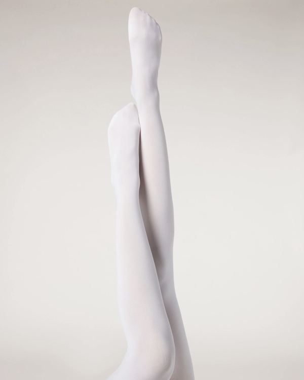 12 модных колготок для съемки утра невесты