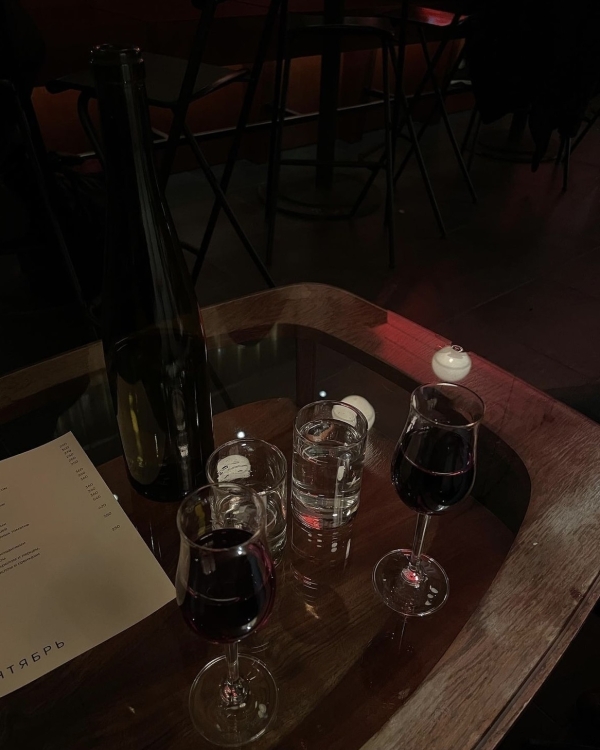 8 модных баров Москвы для девичника