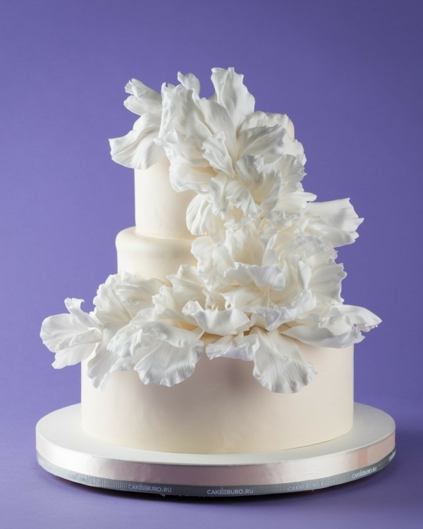 Где заказать дизайнерский свадебный торт в Питере?