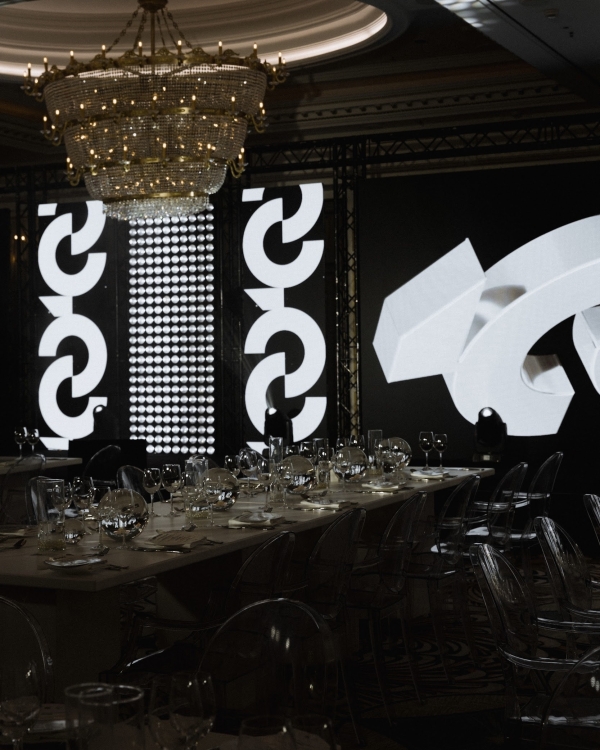 Премия Топ 100 Awards