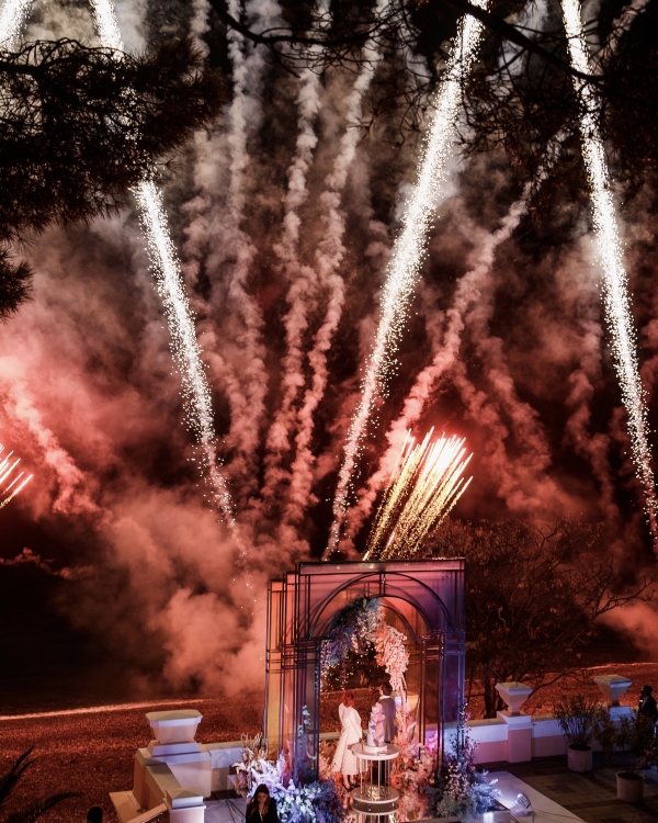 Почему вам стоит провести выездную свадьбу в