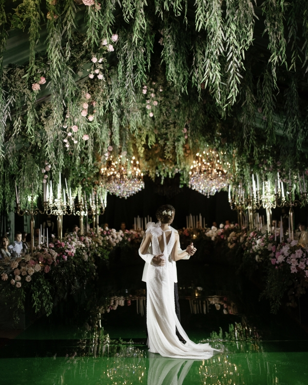 Почему вам стоит провести выездную свадьбу в