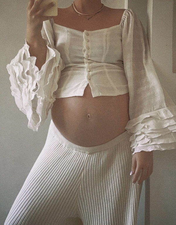 Беременная фотосессия. Как сделать ее стильной?