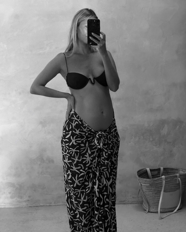 Беременная фотосессия. Как сделать ее стильной?