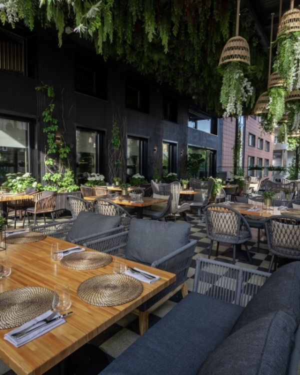 Свадьба под открытым небом: лучшие площадки с