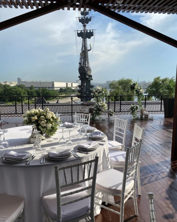 Свадьба под открытым небом: лучшие площадки с