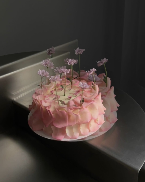 Где заказать дизайнерский свадебный торт в Москве?