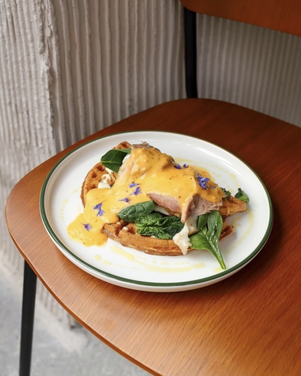 Майская классика в «Шашлычной», радиоспектакль в «Практике»