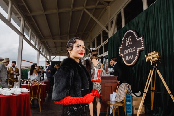 «Золотой век Голливуда» на предсвадебной вечеринке, до