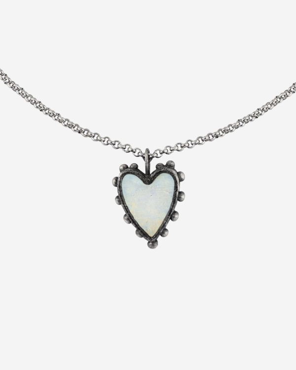 Обручальные кольца — это не про нас.