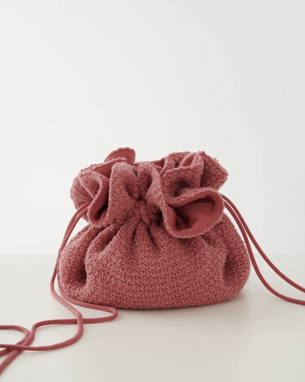 Пляжная одежда и аксессуары российских брендов для