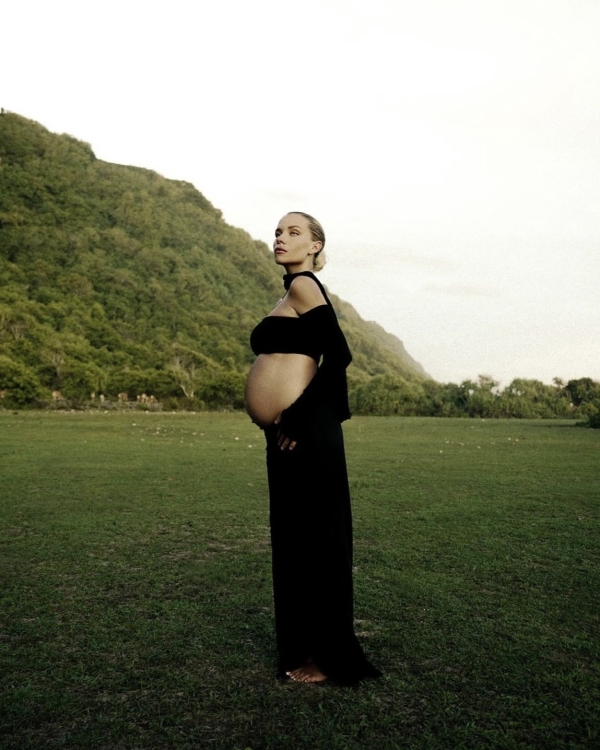 Беременная фотосессия. Как сделать ее стильной?