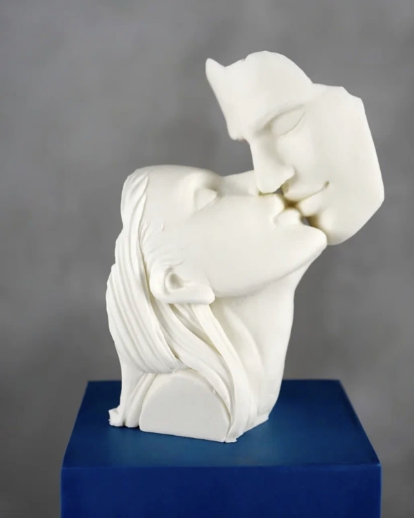 Где заказать дизайнерский свадебный торт в Москве?