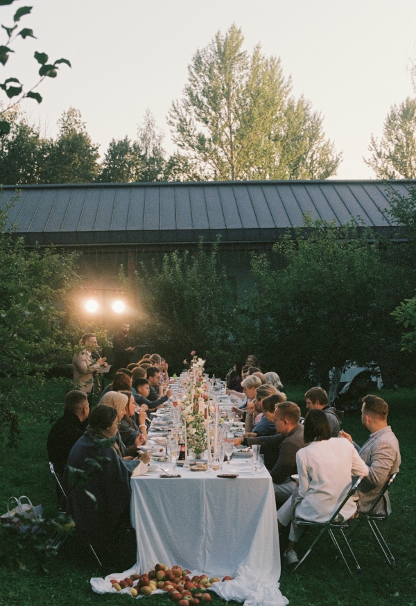 Интервью с невестой: об ужине в яблоневом