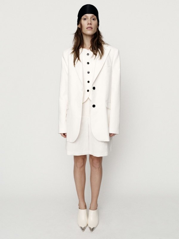 Оверсайз и комфорт: в чем пойти на