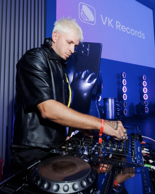 Диджеи Сергей Лосев