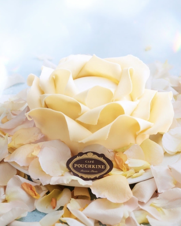 Где заказать дизайнерский свадебный торт в Москве?