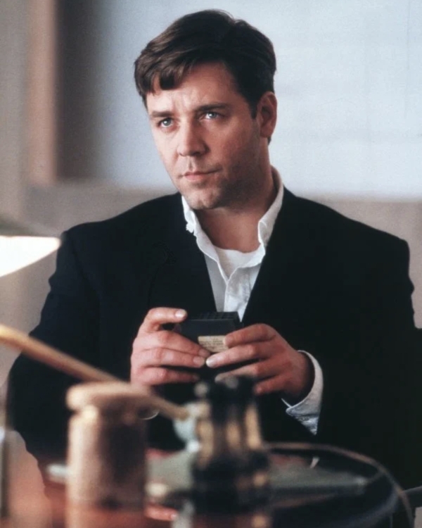 Воскресный маркет на Патриарших прудах, осьми-дог в