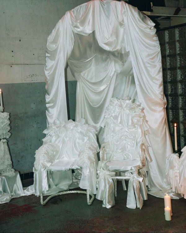 Как обыграть драпировки и текстиль в декоре?