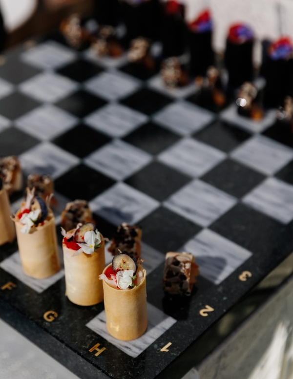 Интервью с женихом: об интеграции квеста в