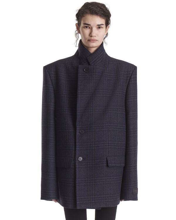 Жакет как беспроигрышная верхняя одежда для невест.