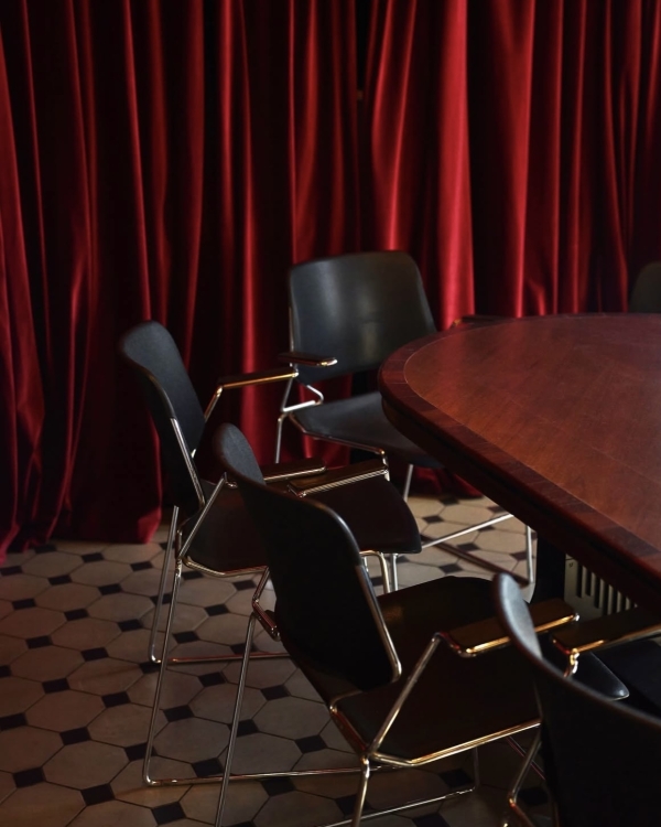 Кокосовые сырники в «Стрелке», разговоры об искусстве