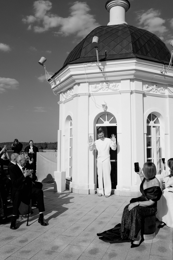 Интервью с женихом: об интеграции квеста в