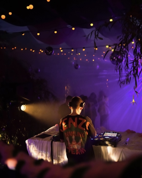 Кокосовые сырники в «Стрелке», разговоры об искусстве