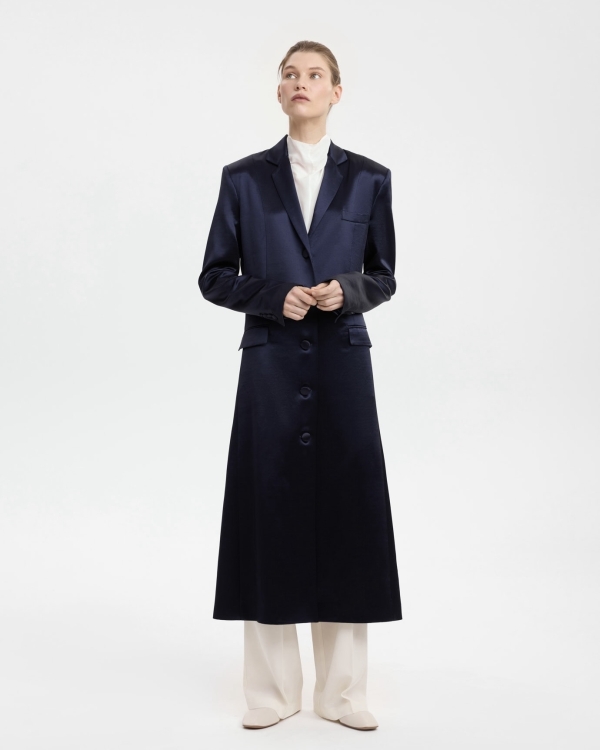 Жакет как беспроигрышная верхняя одежда для невест.