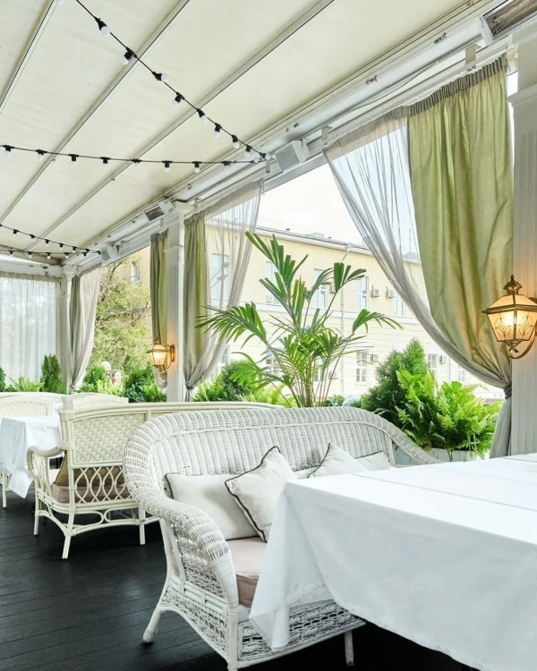 30+ атмосферных веранд в лучших ресторанах Москвы
