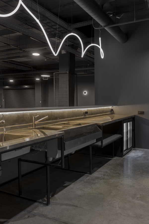 Площадки P4, Суперметалл