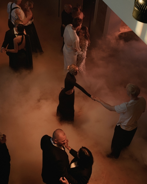 Интервью с женихом: об интеграции квеста в