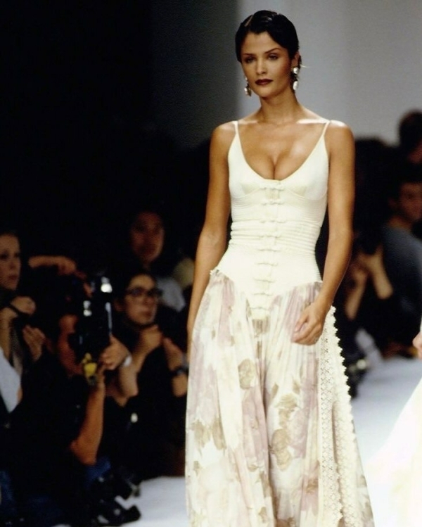 30 винтажных свадебных платьев, которые вдохновят любую