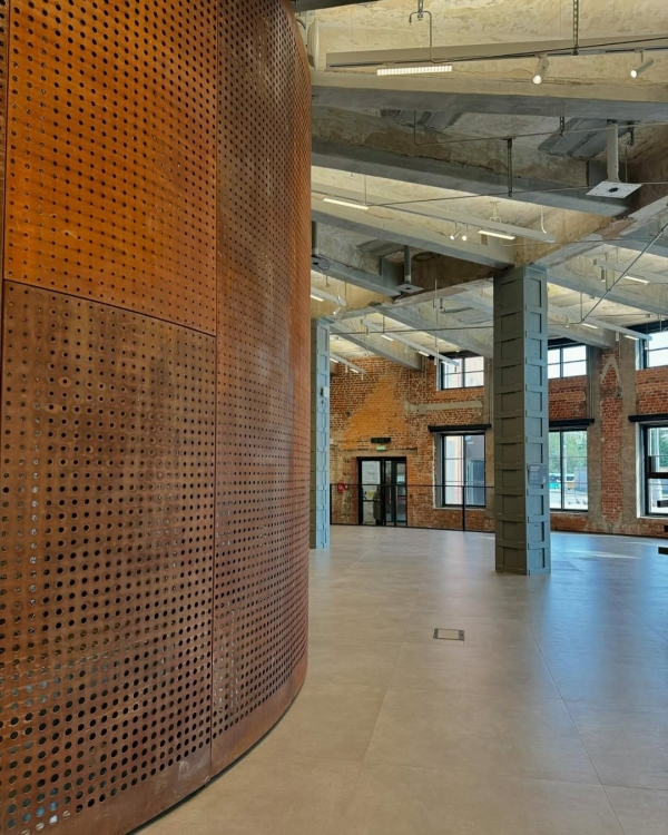 «Тотальная медитация» в «Зотове», винтажные сокровища в