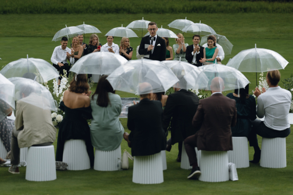 Ведущие Вадим Коробков