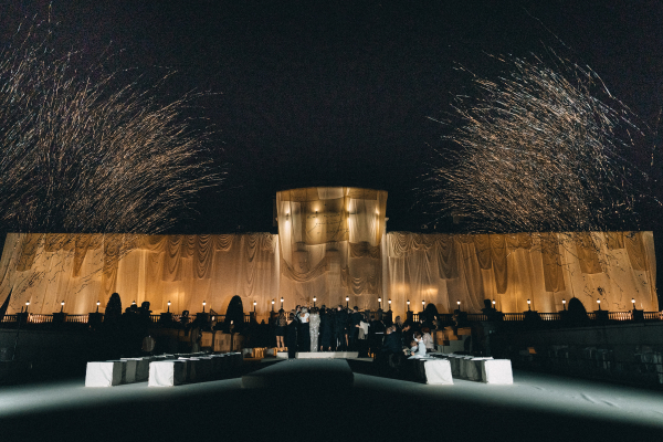 Ведущие Роман Медведев