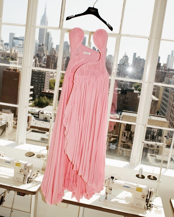 Что такое дресс-код Cocktail?