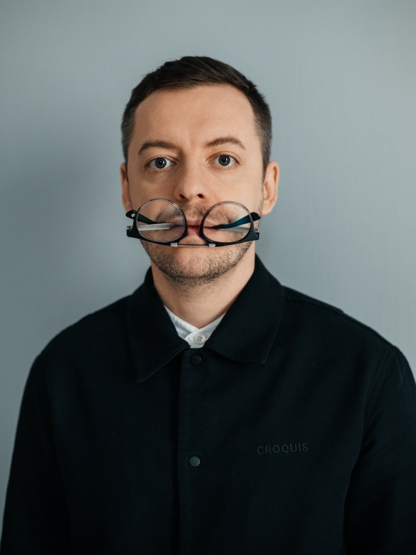 Ведущие Вадим Коробков