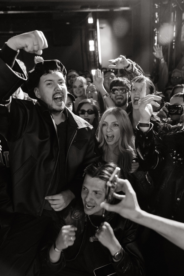 Как прошла церемония TOP100AWARDS'25: 1000 гостей, Parking