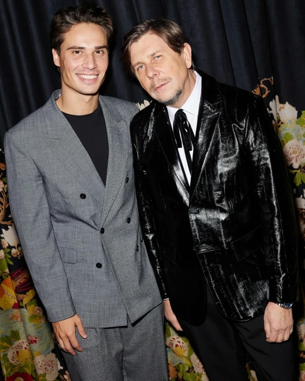 Как попасть в список гостей на закрытое