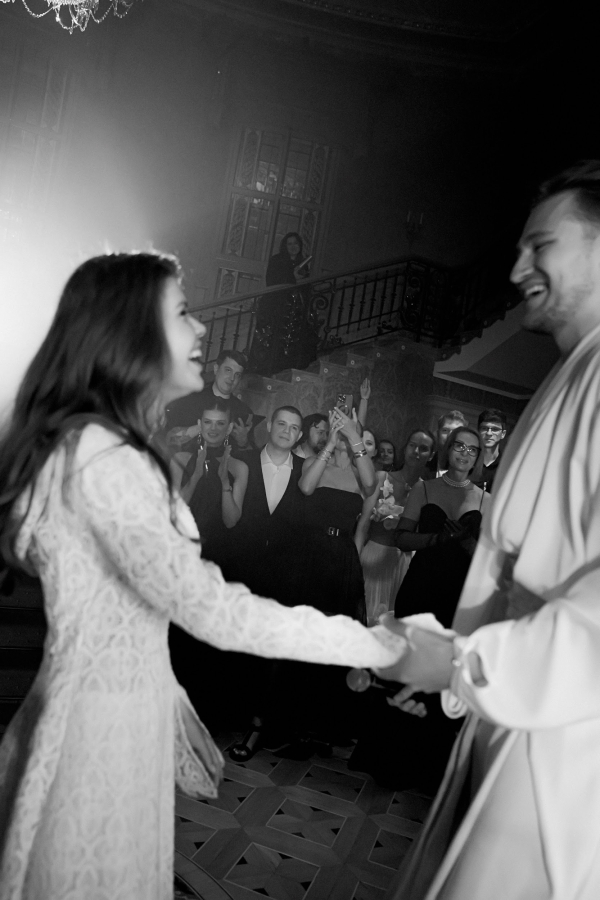 Интервью с женихом: об интеграции квеста в