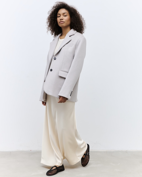 Жакет как беспроигрышная верхняя одежда для невест.