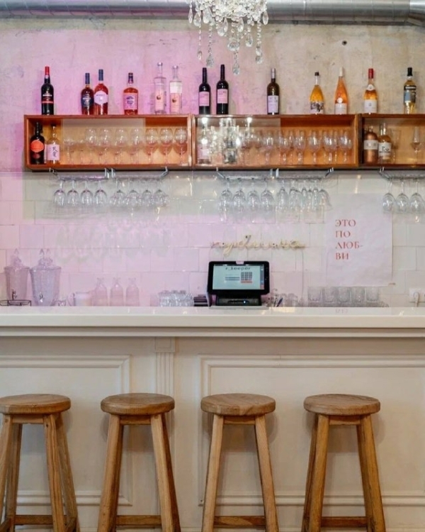 «Тотальная медитация» в «Зотове», винтажные сокровища в